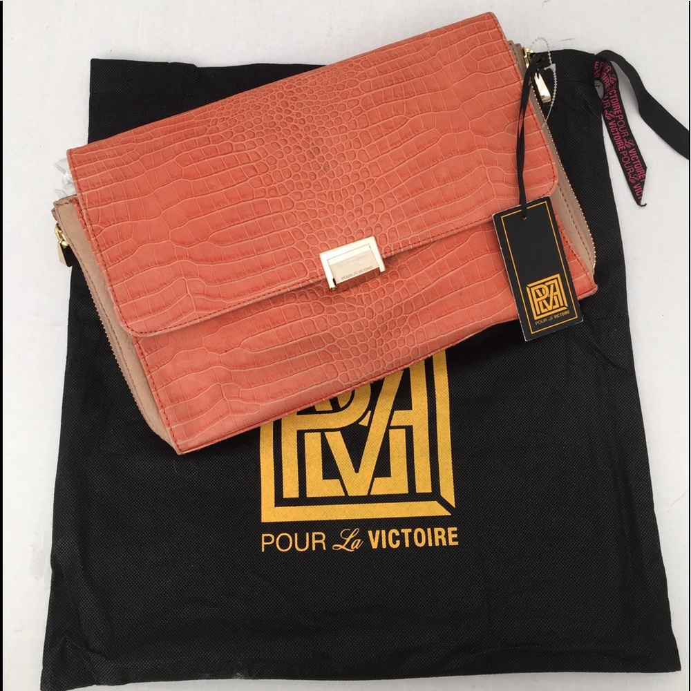 Pour La Victoire clutch